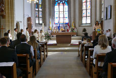 Feier der 1. Heiligen Kommunion in Sankt Crescentius (Foto: Karl-Franz Thiede)